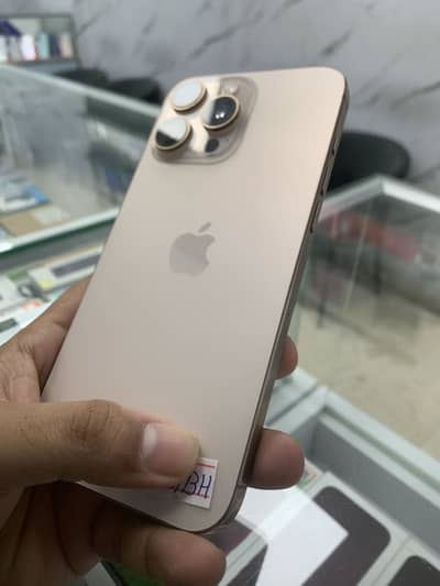 Apple iPhone 16 Pro Max