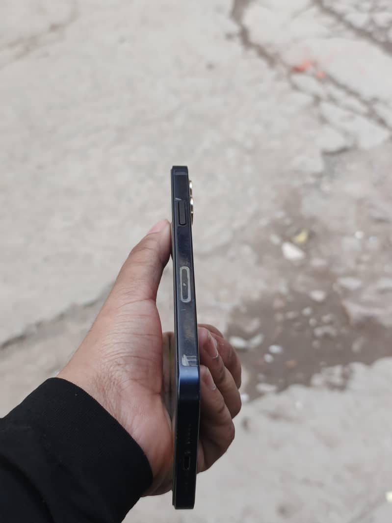 Apple iPhone 12 jv 5