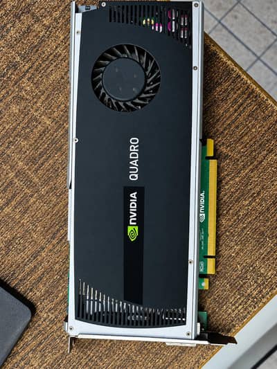 NVIDIA Quadro 4000 2GB DDR5 ORIGINAL Excellent condition