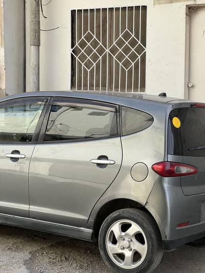 Daihatsu Sonica 2009
