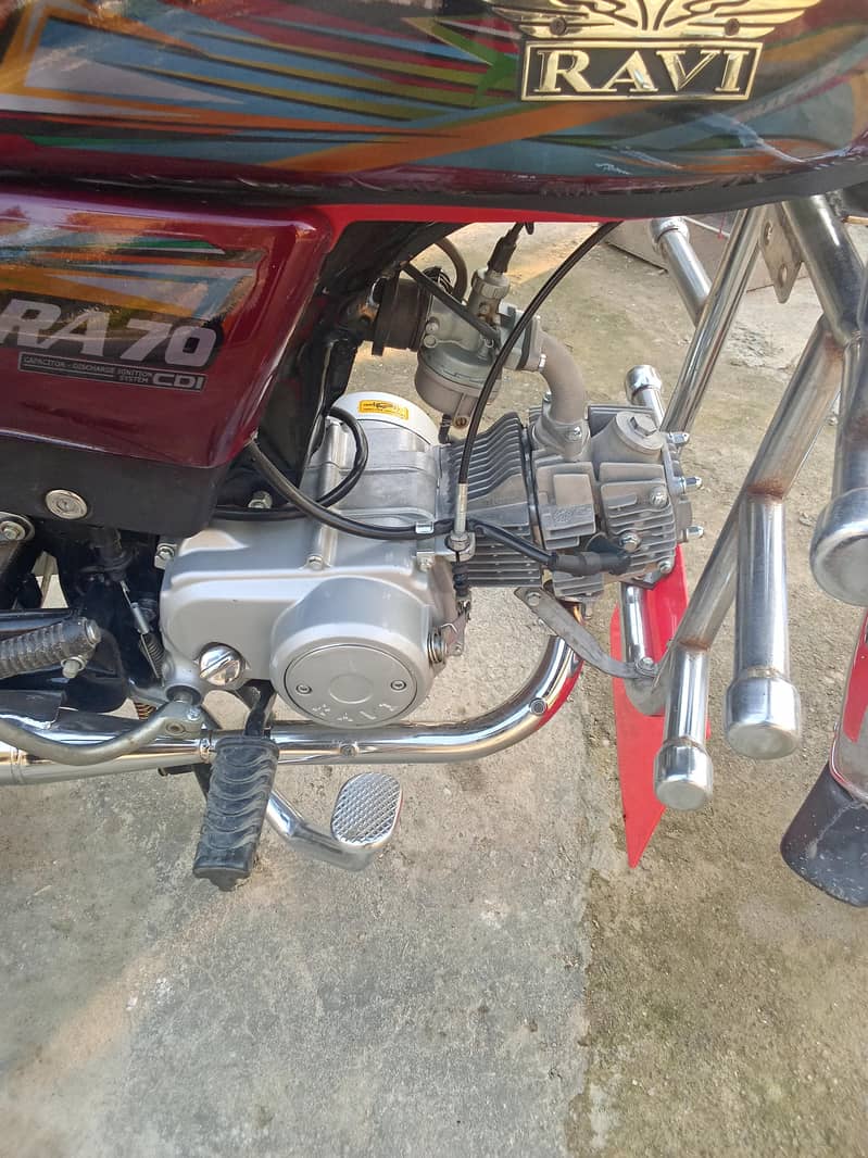 Ravi CD 70 3