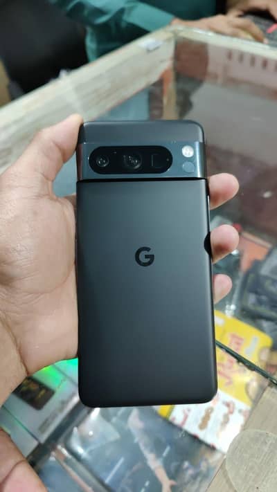 Google Pixel 8 Pro