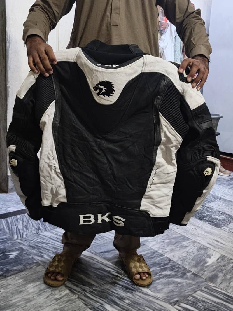 BIKE JACKET 2