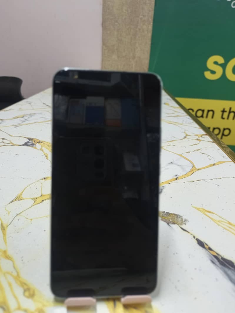 Samsung Mobile S22 Plus 3