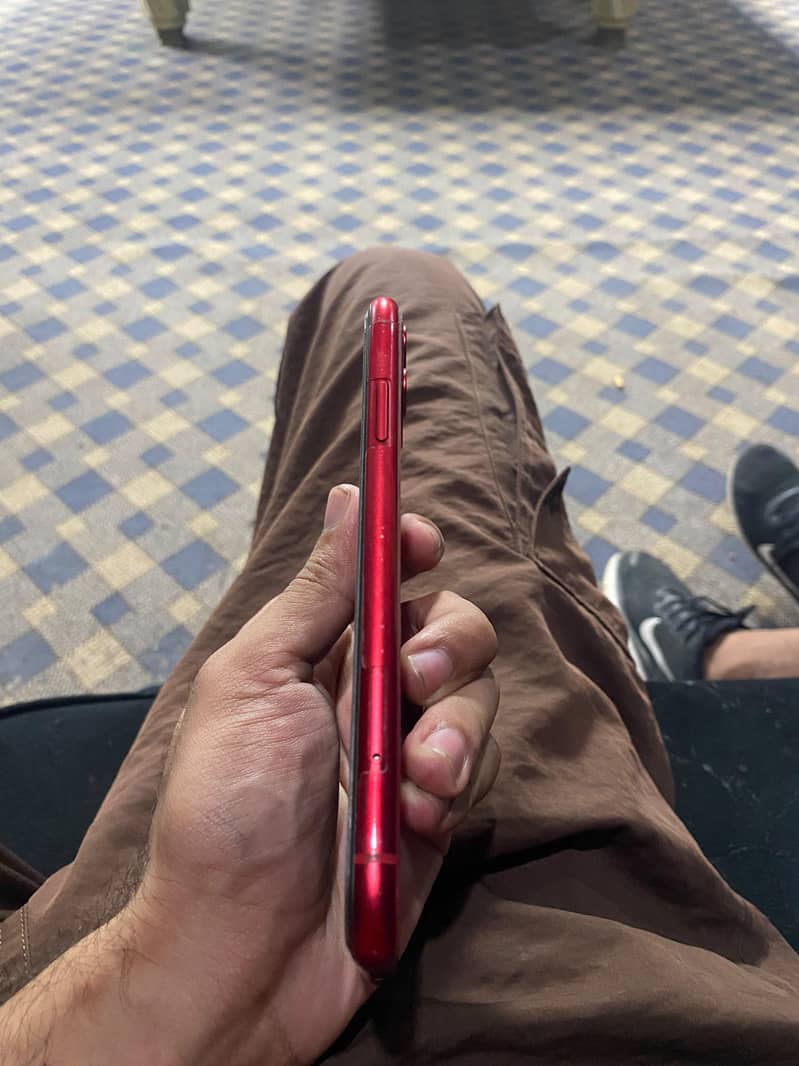 Apple iPhone 11 2