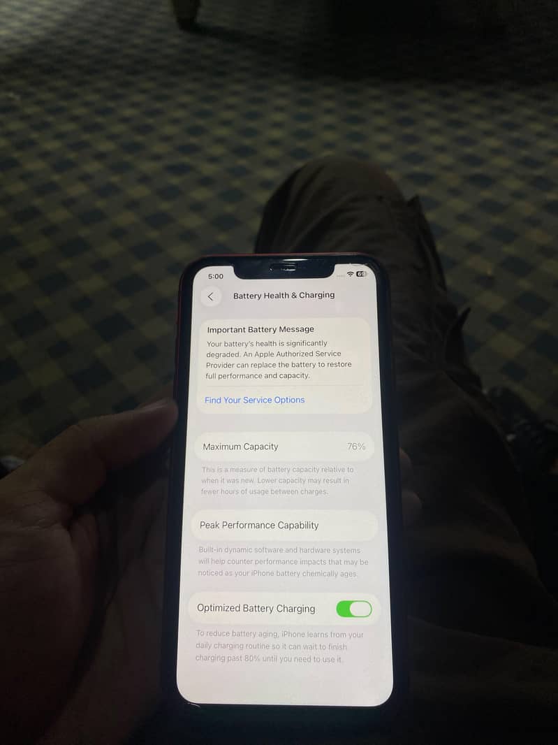 Apple iPhone 11 4