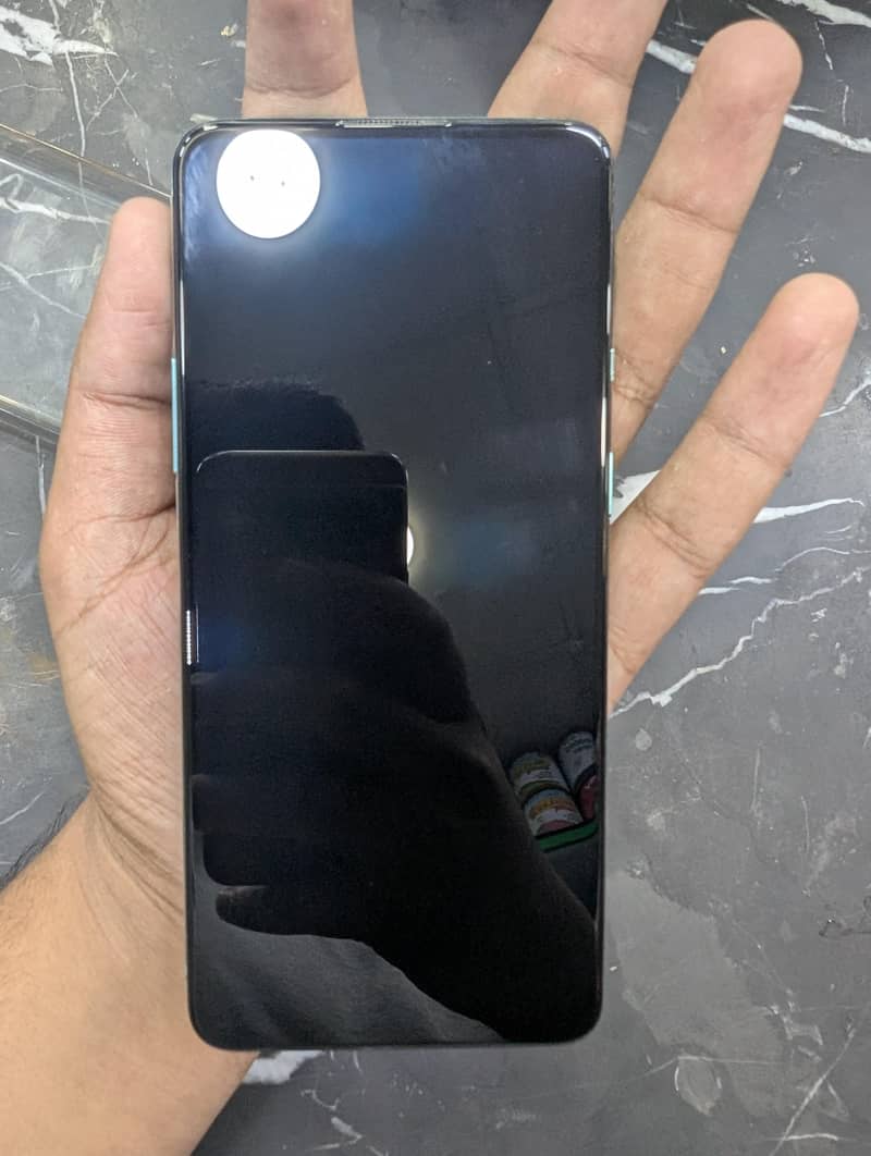 One Plus 8T 0