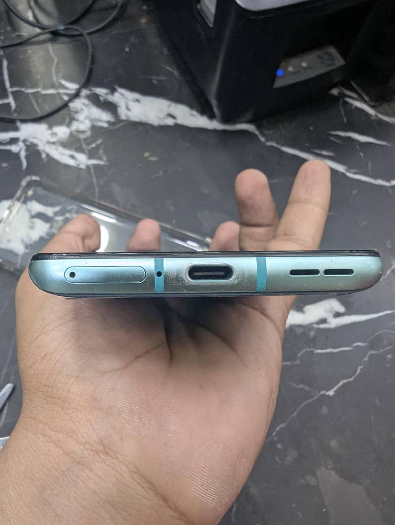 One Plus 8T 1