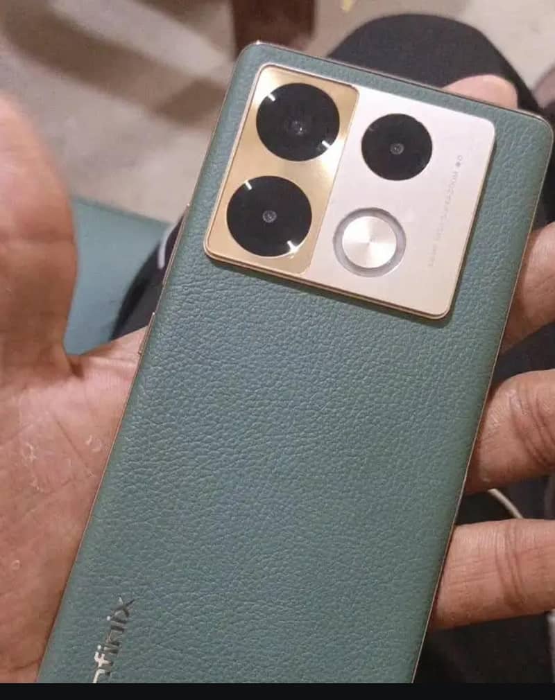 Infinix Note 40 Pro 1