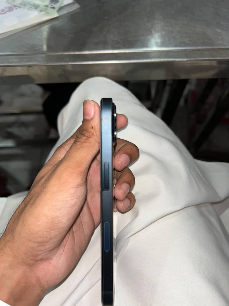 iphone 13 jv 2
