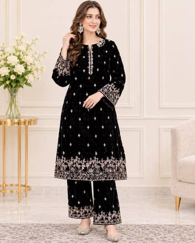 Party dress Black velvet limelight