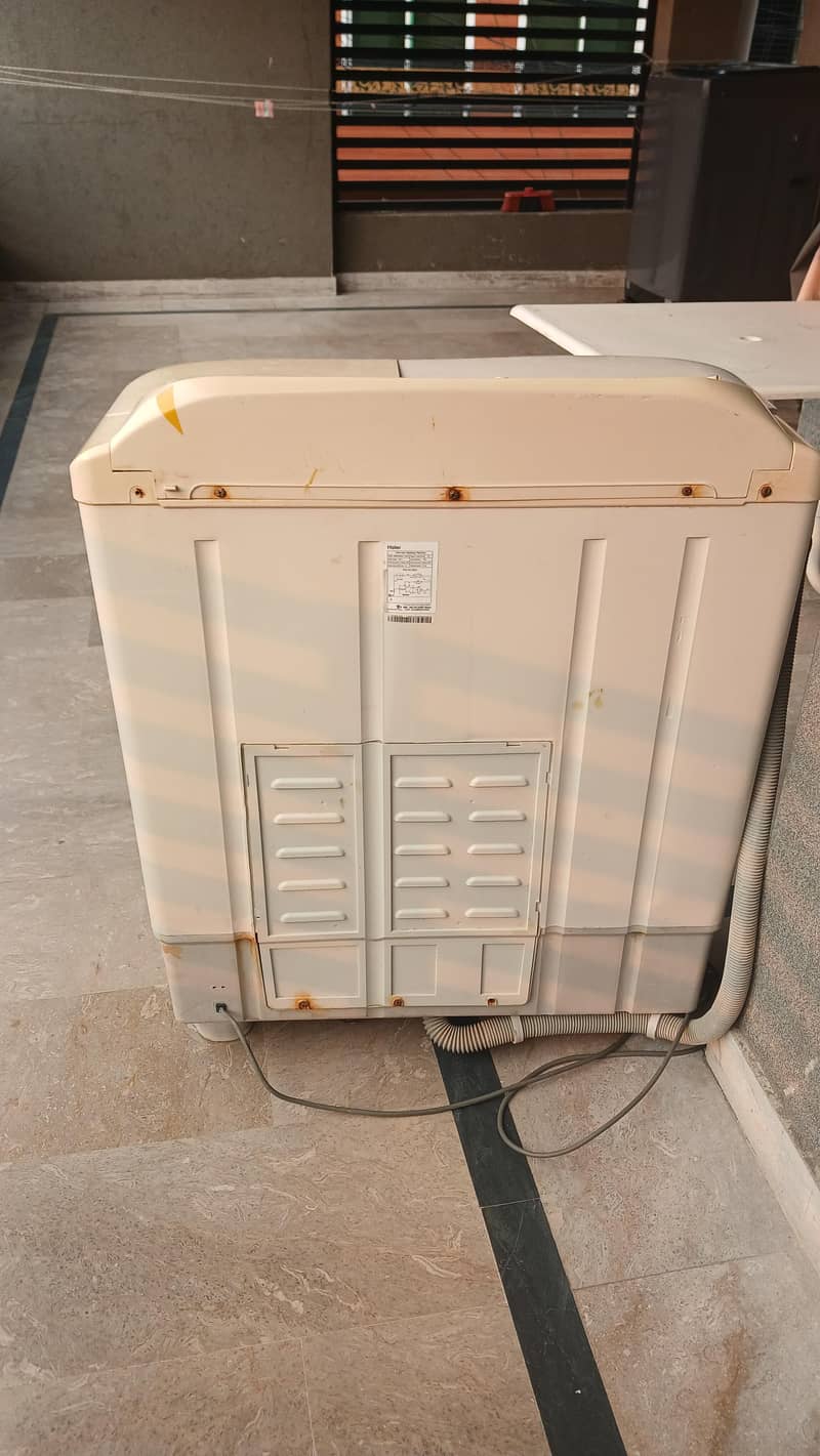 New semi automatic washing machine 1