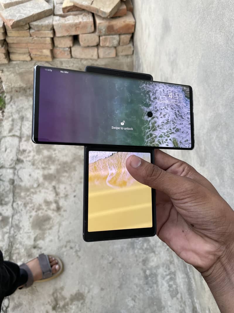 LG Wing 4