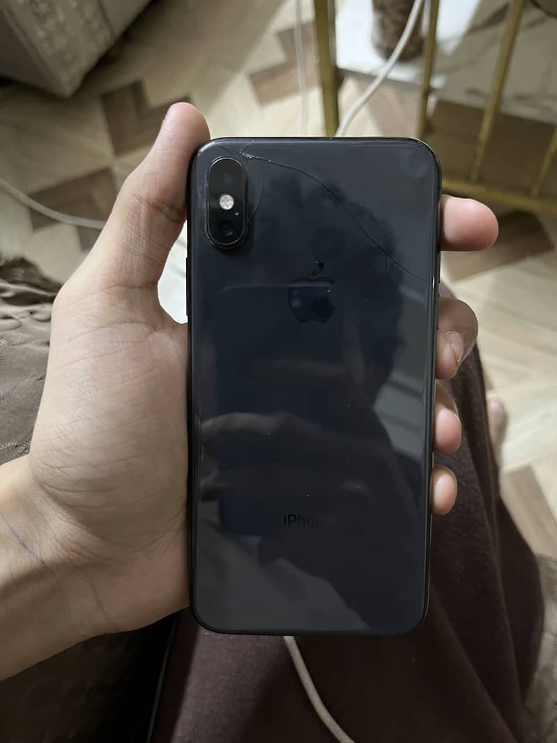 Apple iPhone XS 1