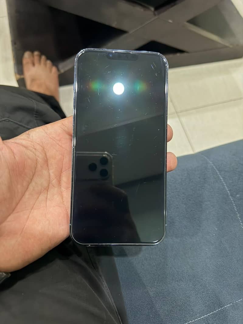 Apple iPhone 13 Pro Max 3