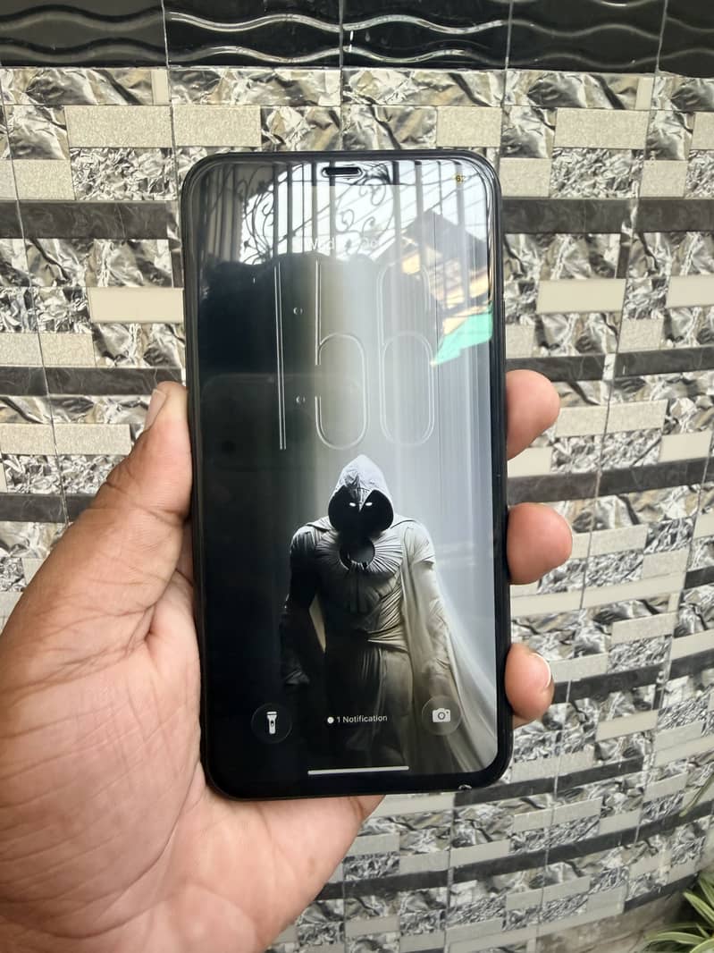 Apple iPhone 11 Pro Max 1