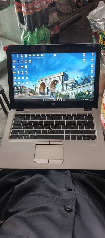 Hp Core i5 , 6 generation elite book