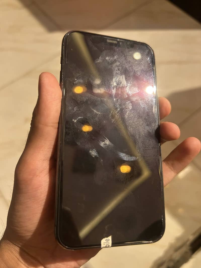 Apple iPhone 11 Pro 5