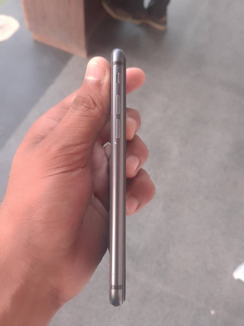 Apple iPhone 8 2
