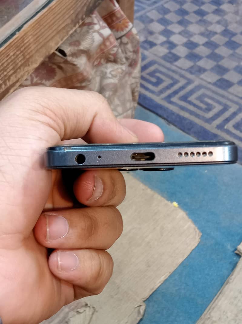 Tecno Spark Go 2