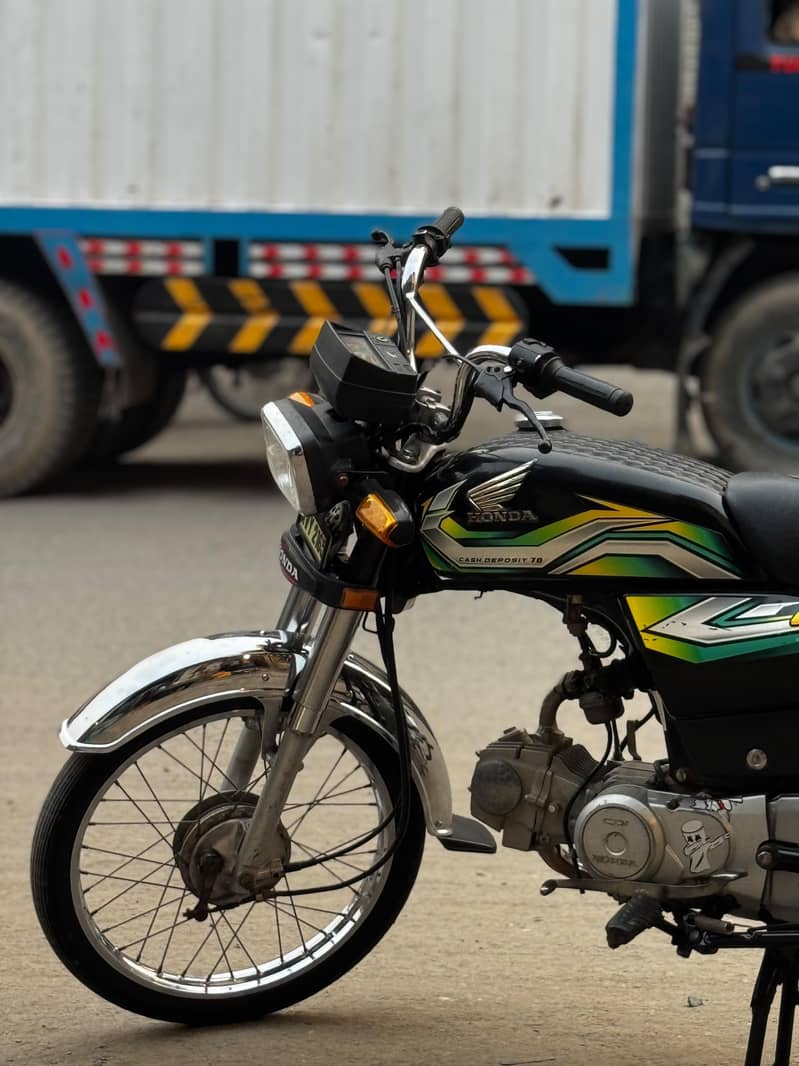 Honda CD 70 6