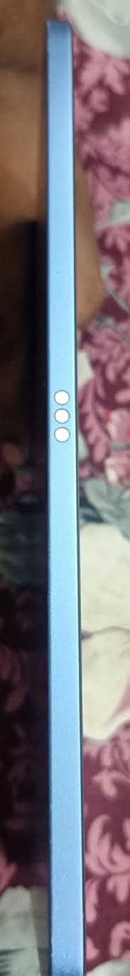 Ipad (A16) 8