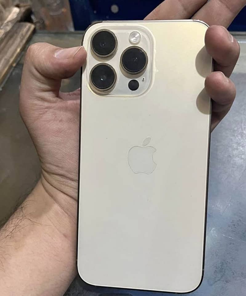 Apple iPhone 14 Pro Max 0