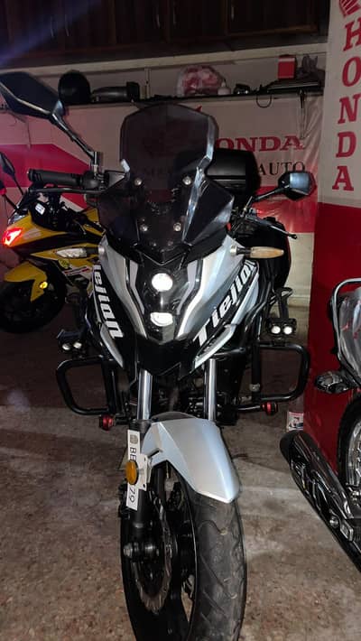 Lifan Tiejian 250cc Touring Bike