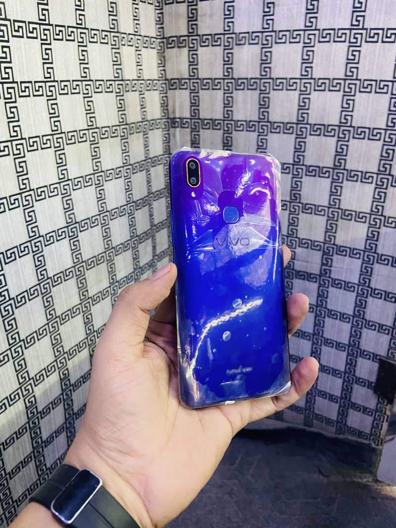 One plus N200 12