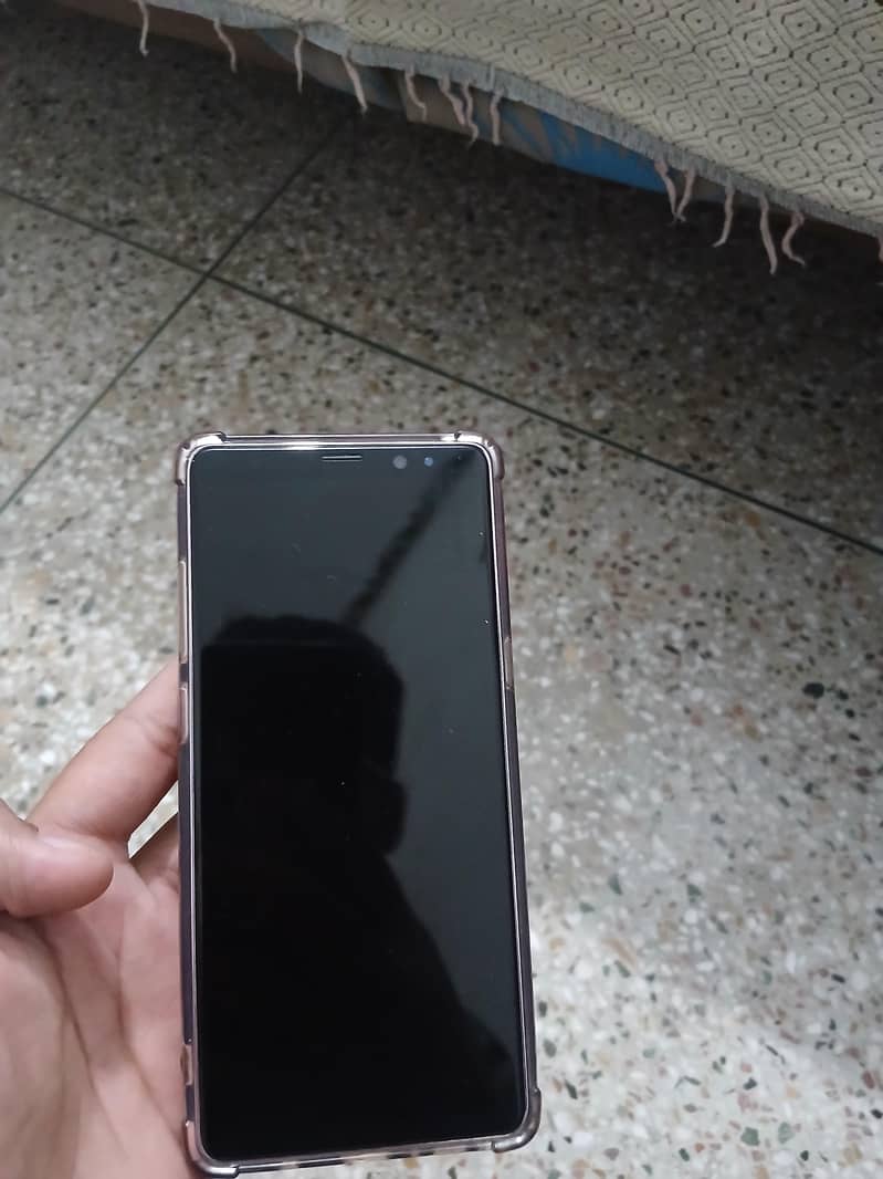 Samsung Mobile Note 8 3