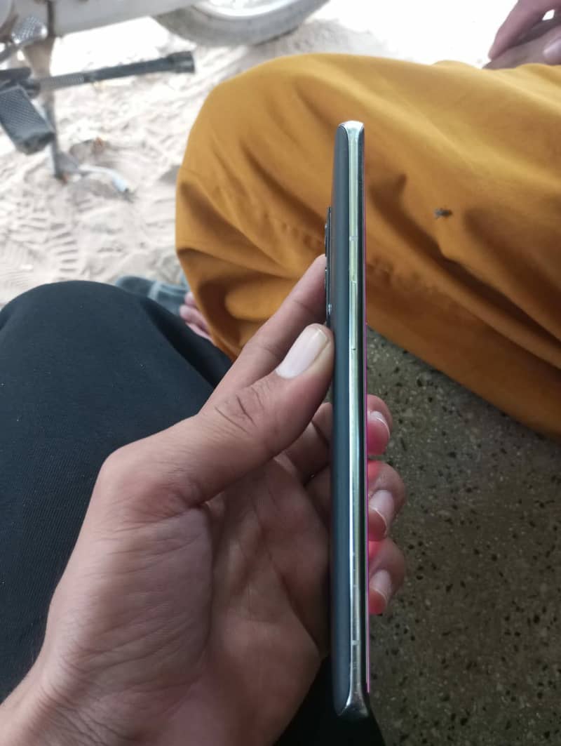 One Plus 9 Pro 3