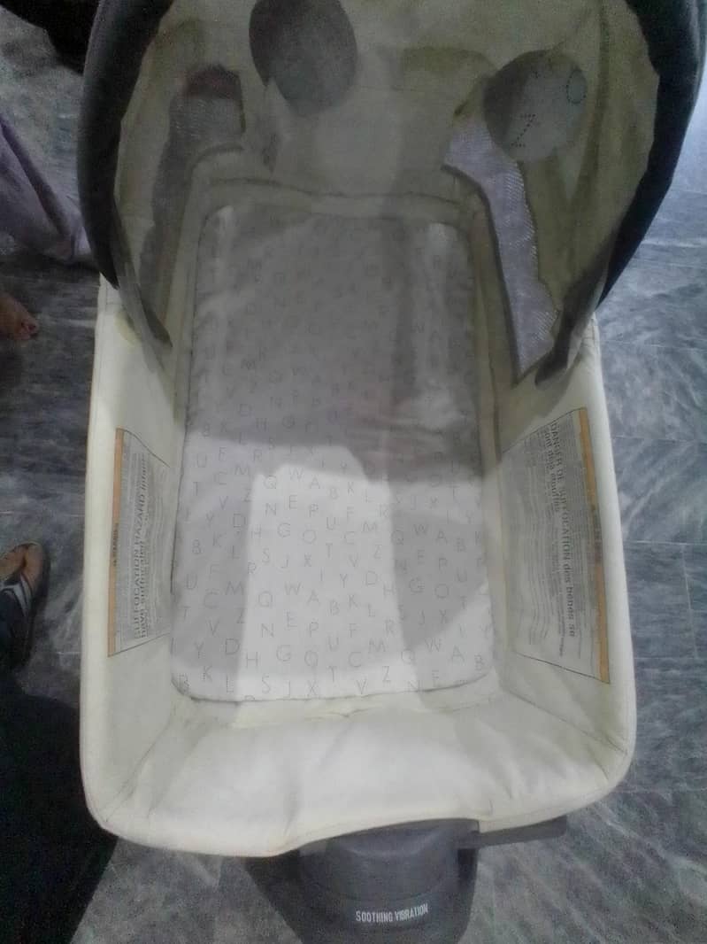 Graco imported  Electric swing 11