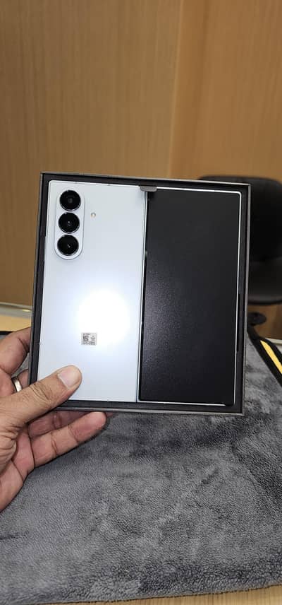 Samsung Mobile Z Fold 7