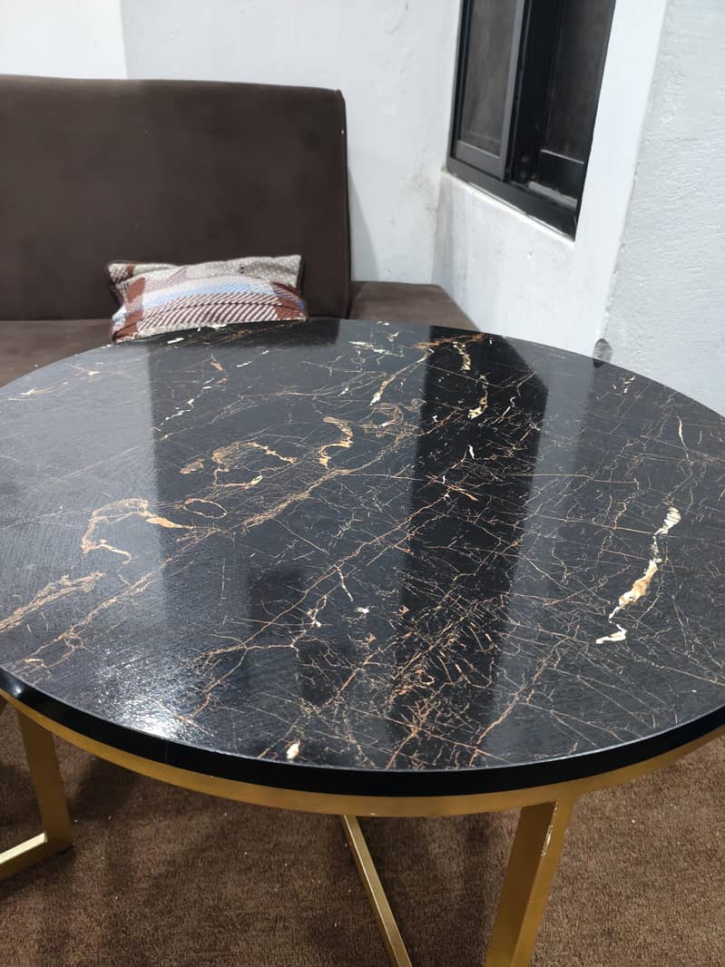 Central table set 1