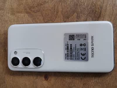 Tecno spark 40 pro plus