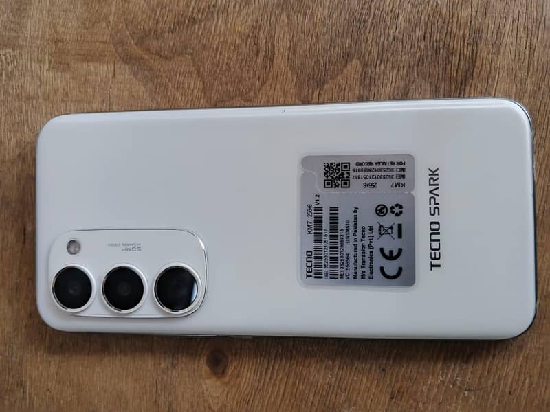 Tecno spark 40 pro plus 0