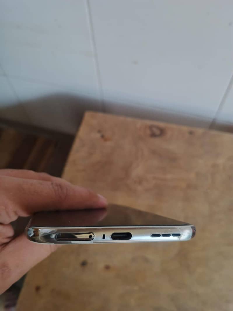 Tecno spark 40 pro plus 5