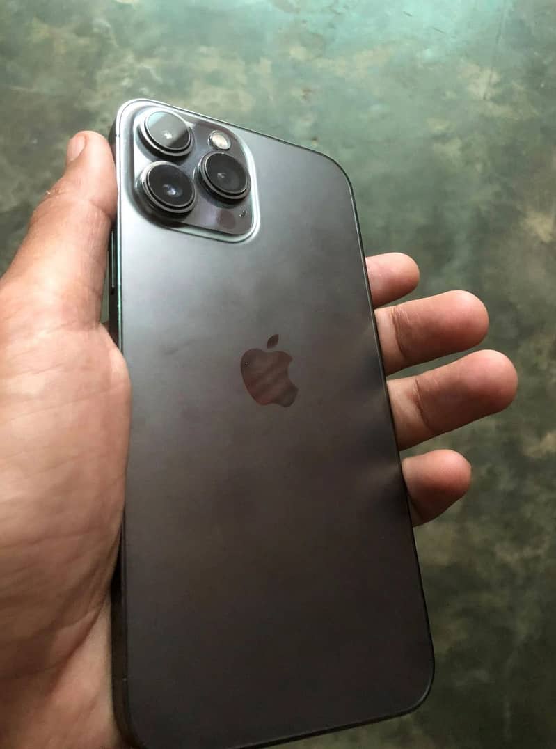 Apple iPhone 13 Pro Max 5