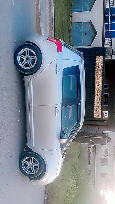Suzuki Swift 2011