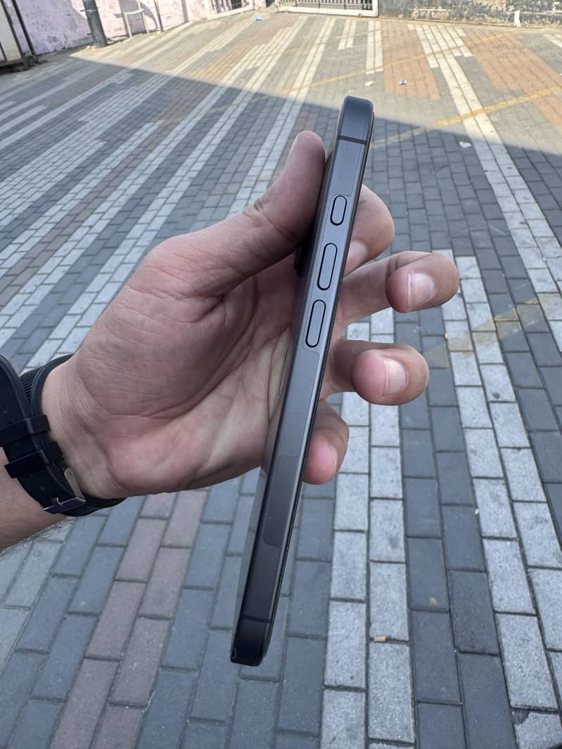 Apple iPhone 17 1