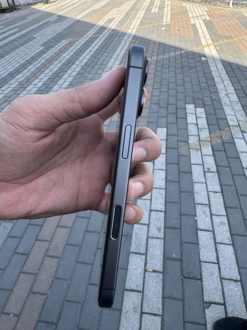 Apple iPhone 17 6