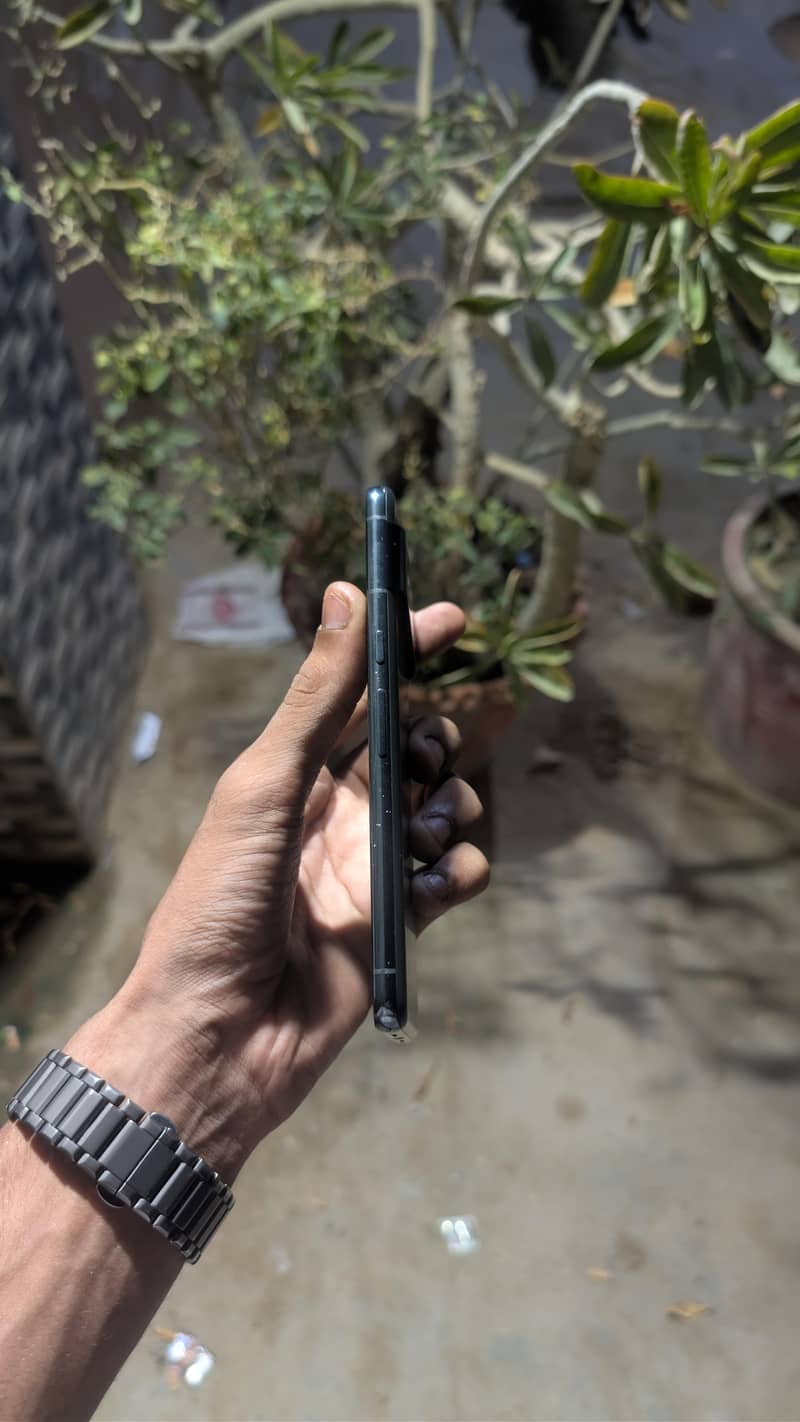 Google Pixel 8 Pro 1