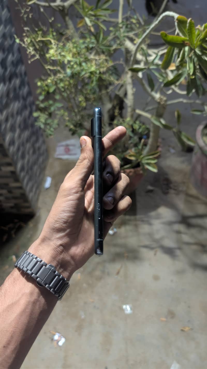 Google Pixel 8 Pro 3