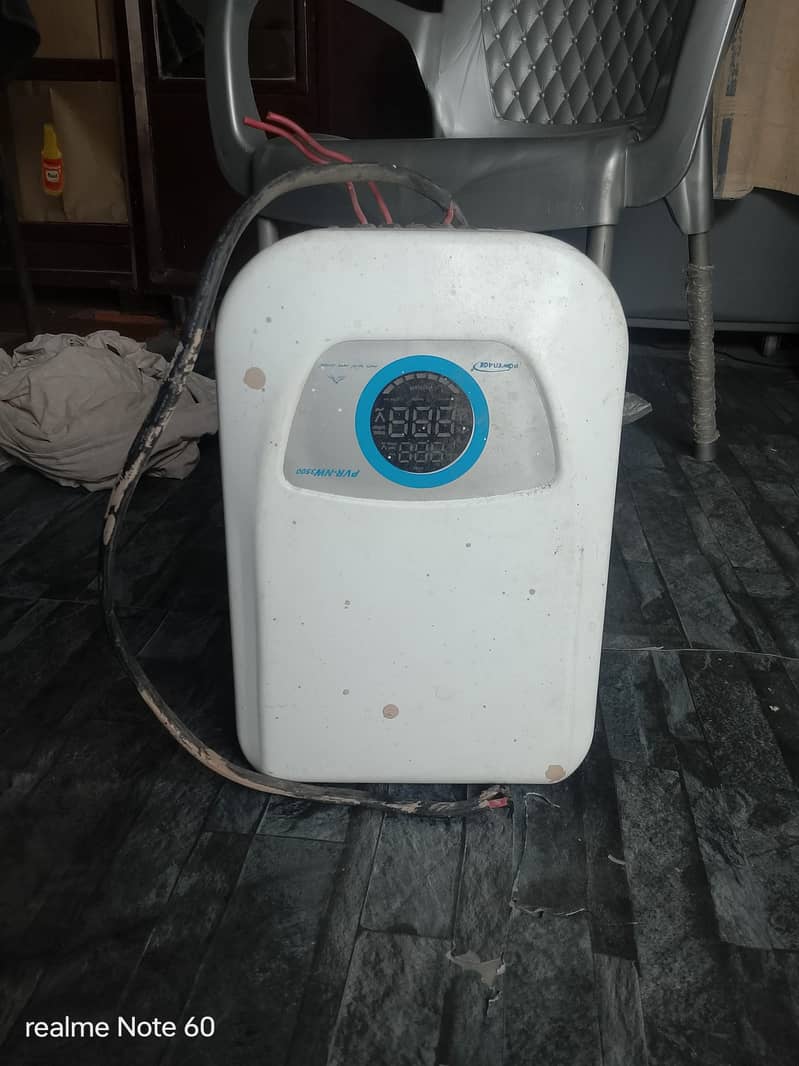 Automatic Voltage Regulator (AVR) / Stabilizer 0