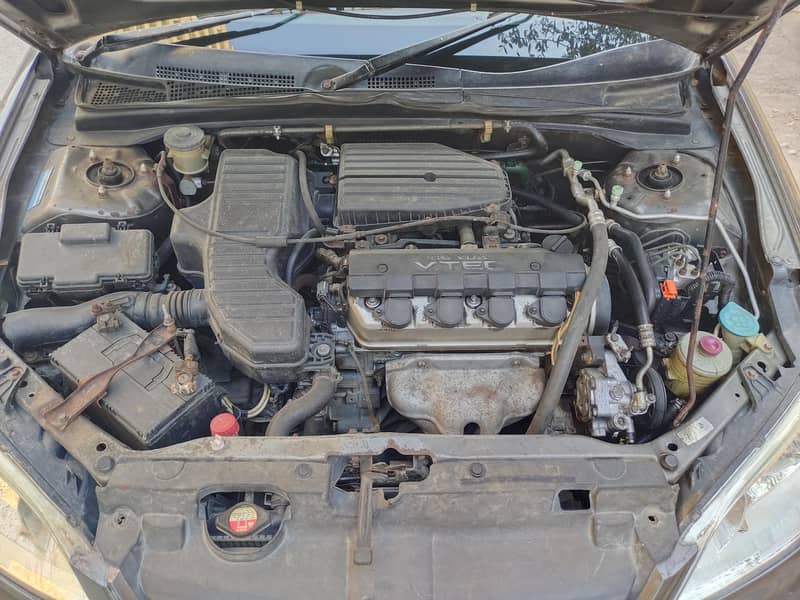 Civic 2005 full options well maintained automatic 5