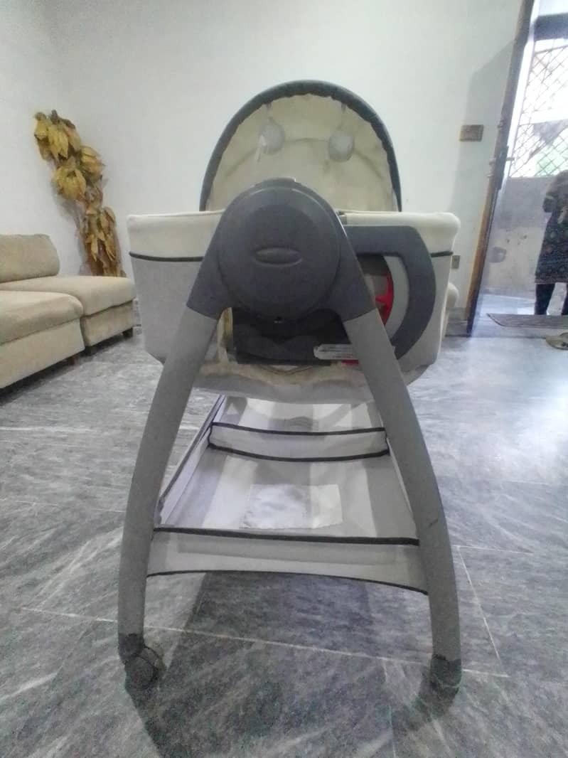 Graco imported electric swing 2