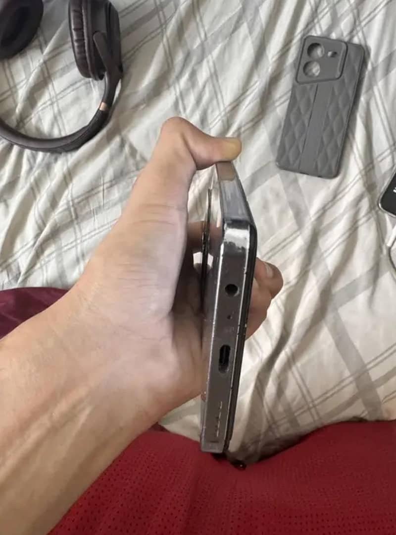 Tecno Pova 5 Pro 2