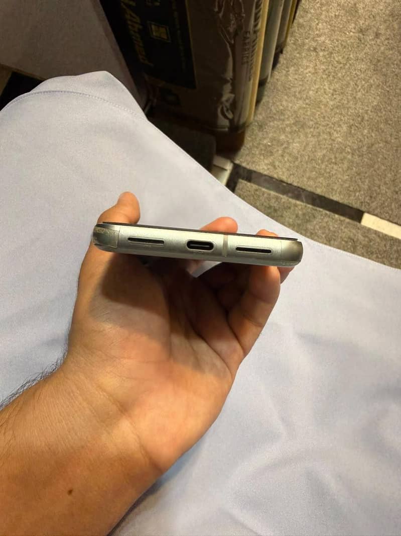 Google Pixel 8 0