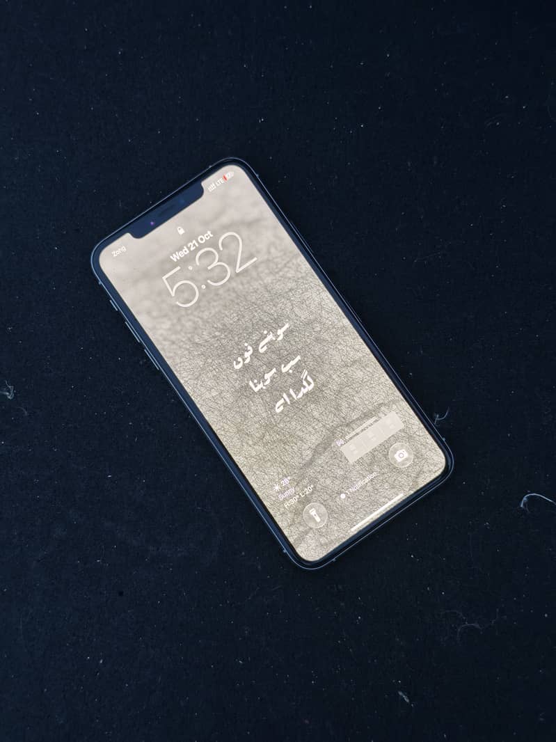 Apple iPhone 11 Pro Max 2