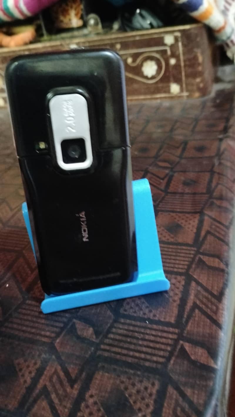 Nokia 1 4